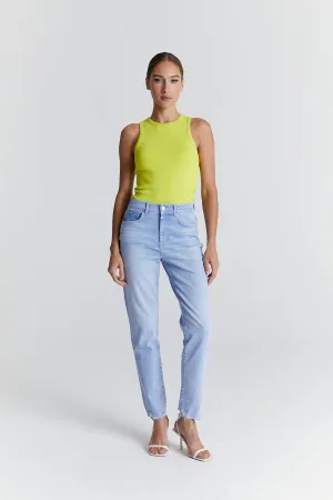 Lynn - Mid Waist 5 Pocket Mom Jeans - Bright Blue