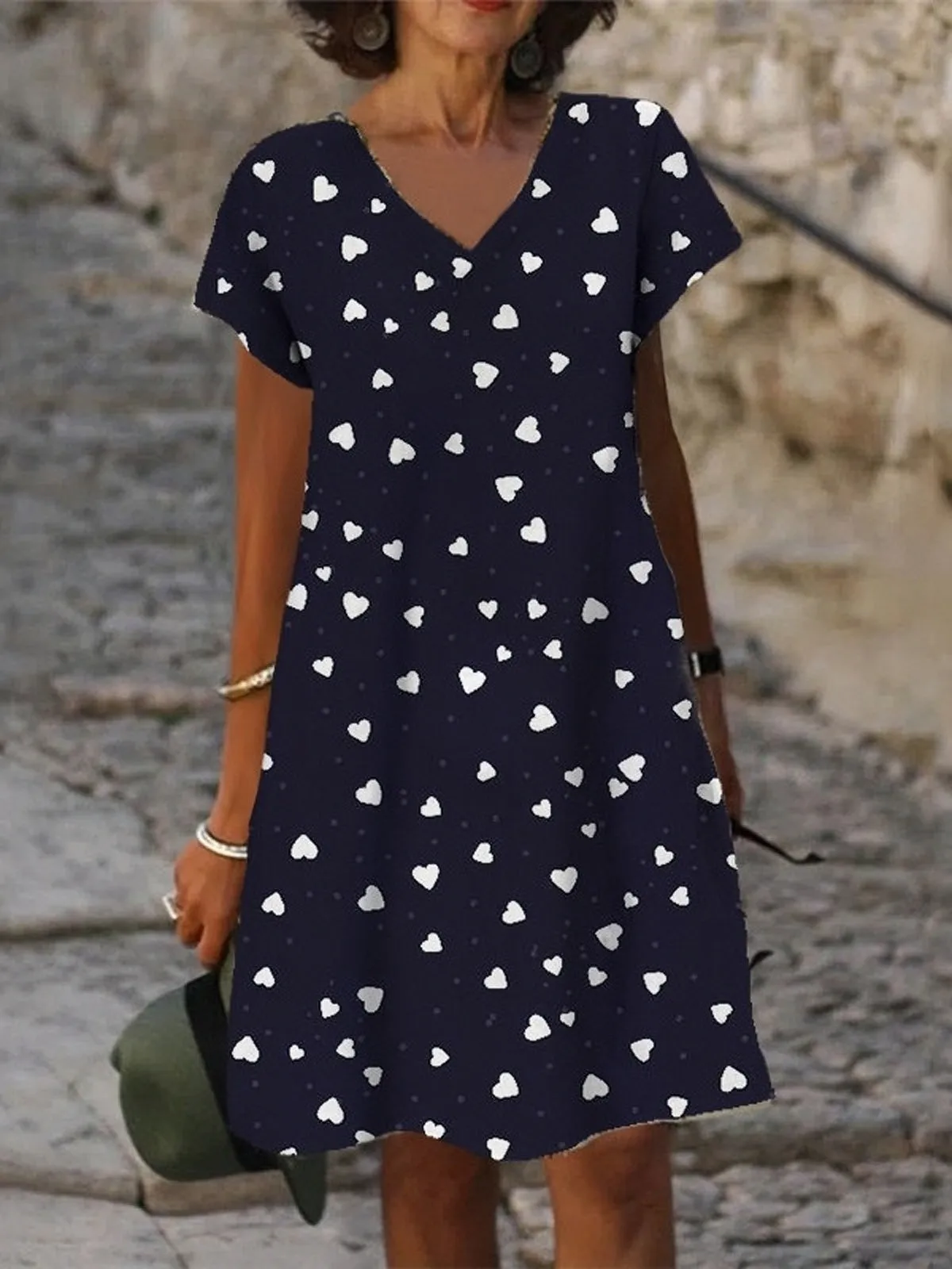 TastyHottie - Black Heart Print V Neck Causal Short Sleeve Shift Dress