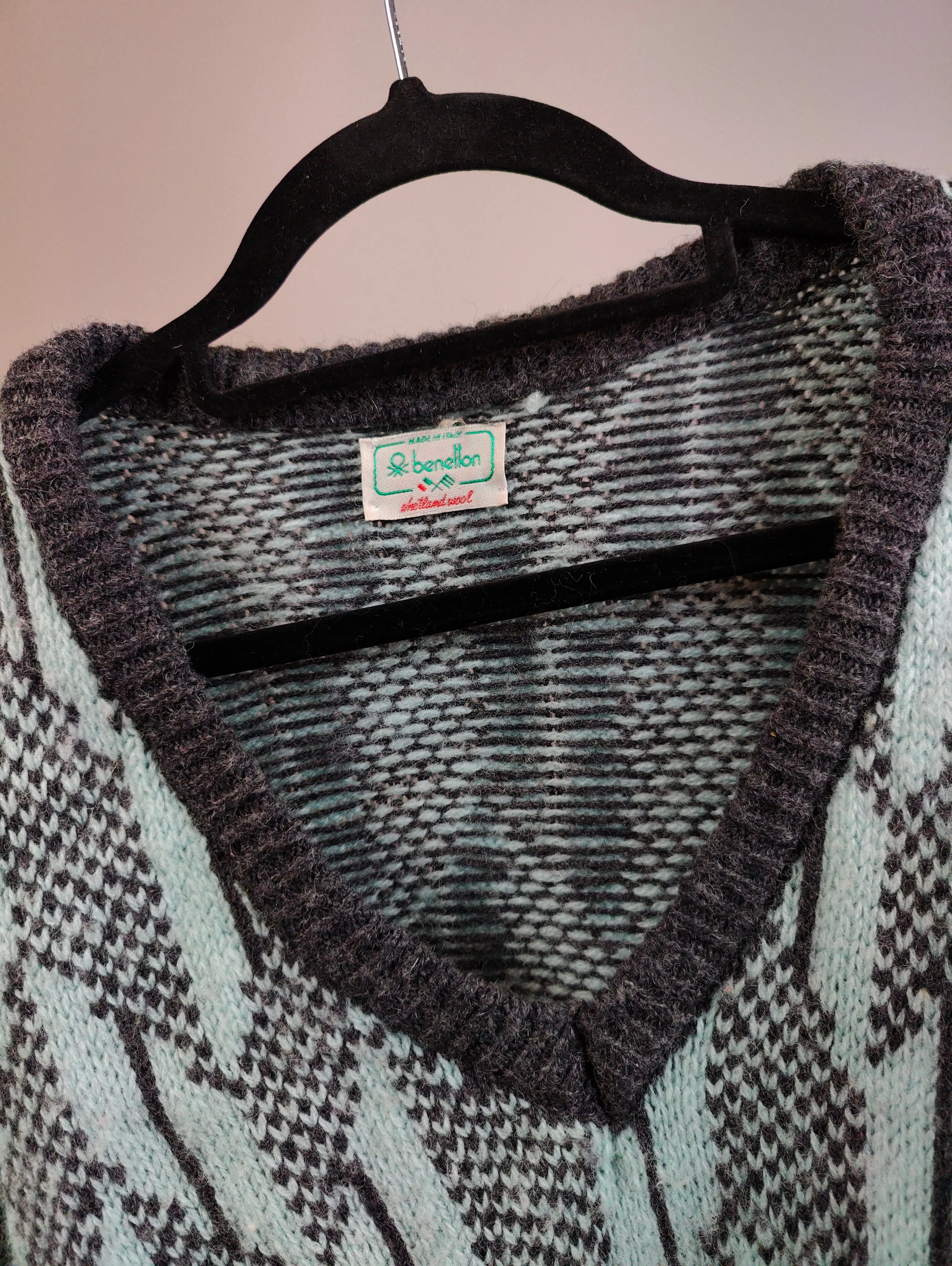 Vintage Benetton Shetland pure new wool sweater knit grey blue pattern fall winter knitted pullover jumper V neck M