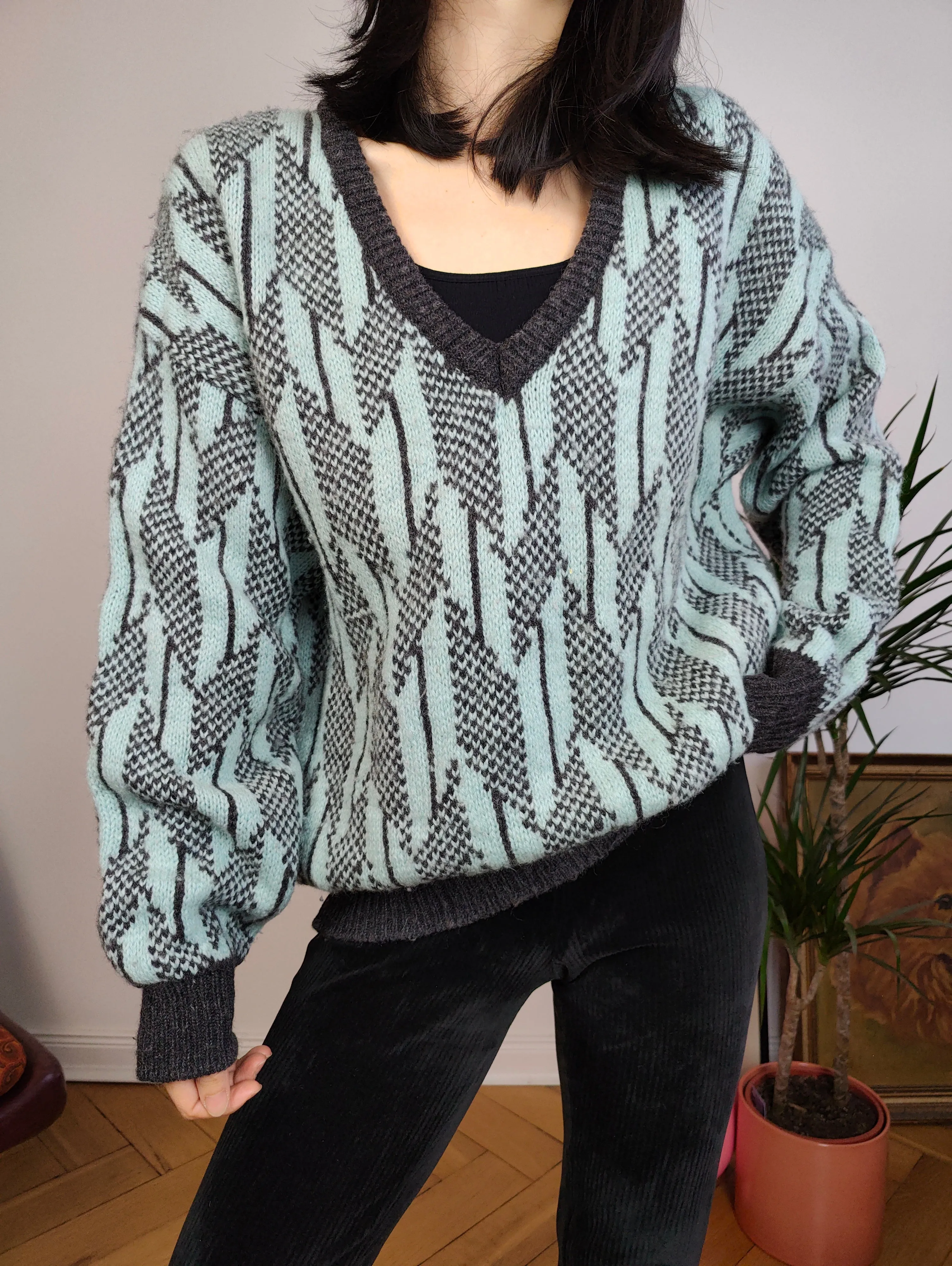 Vintage Benetton Shetland pure new wool sweater knit grey blue pattern fall winter knitted pullover jumper V neck M